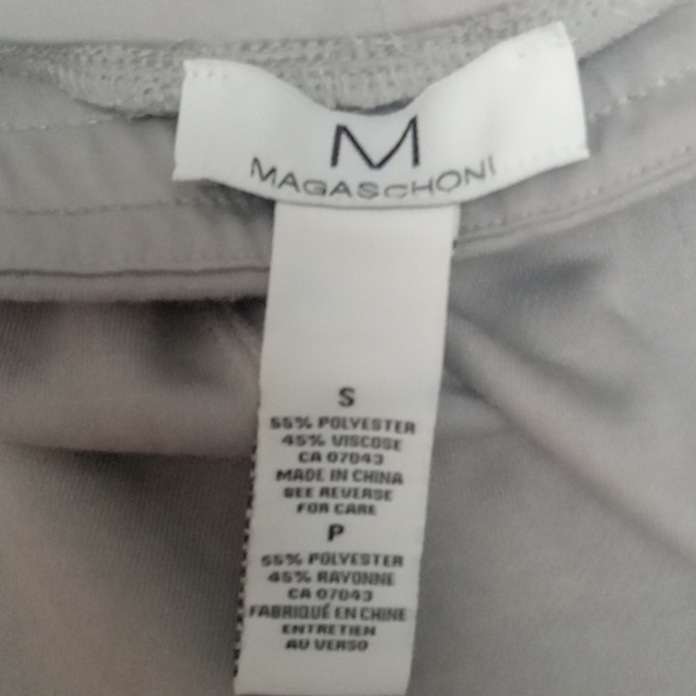 Size Small Magaschoni Gray Fleecy Joggers - Picture 6 of 6